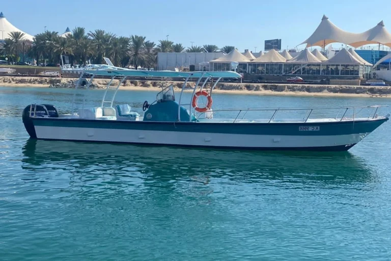 قارب اوشن السريع لرحلات الصيد