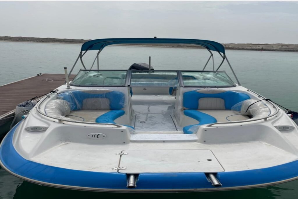 Yacht