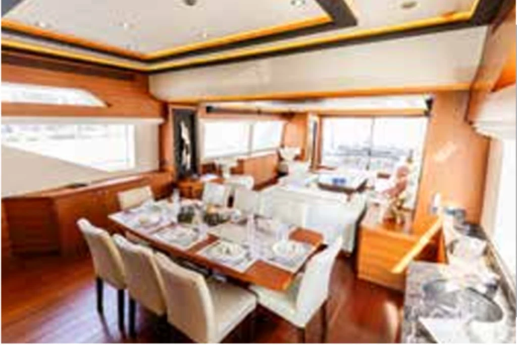 Yacht