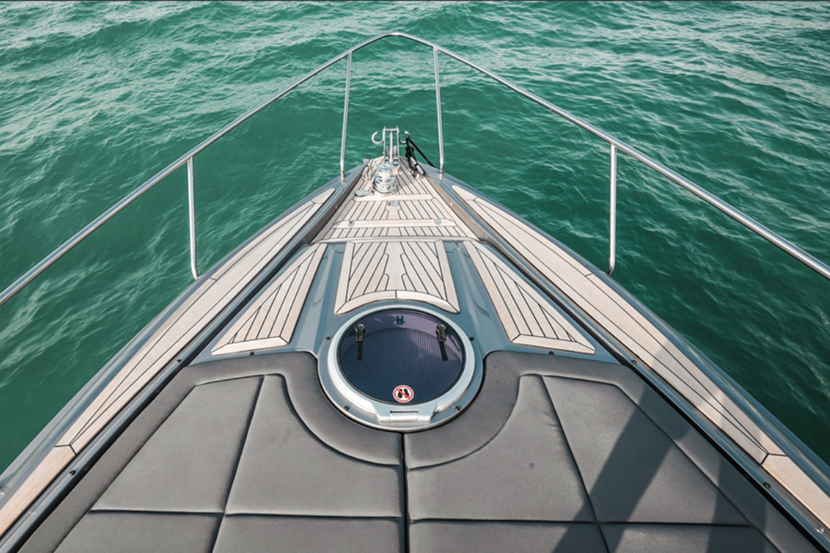 Premium catering and drinks hospitality service onboard the Pershing 5x private charter yacht.