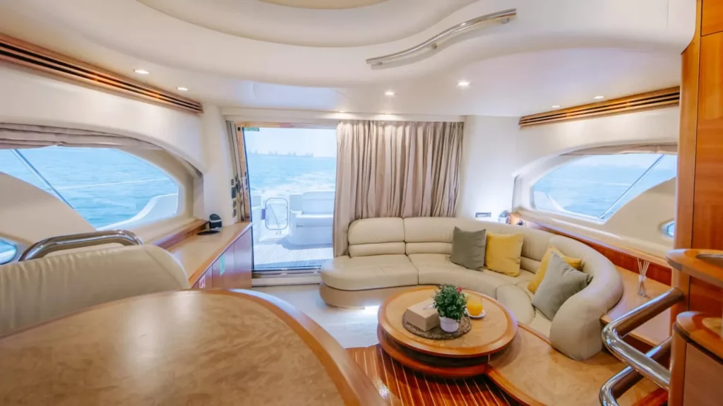 azimut-luxury-yacht-55-ft-abu-dhabi-3